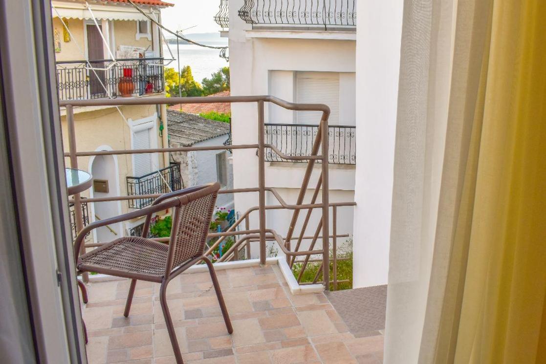 La Maison Plakes Rooftop Apt Скіатос Екстер'єр фото